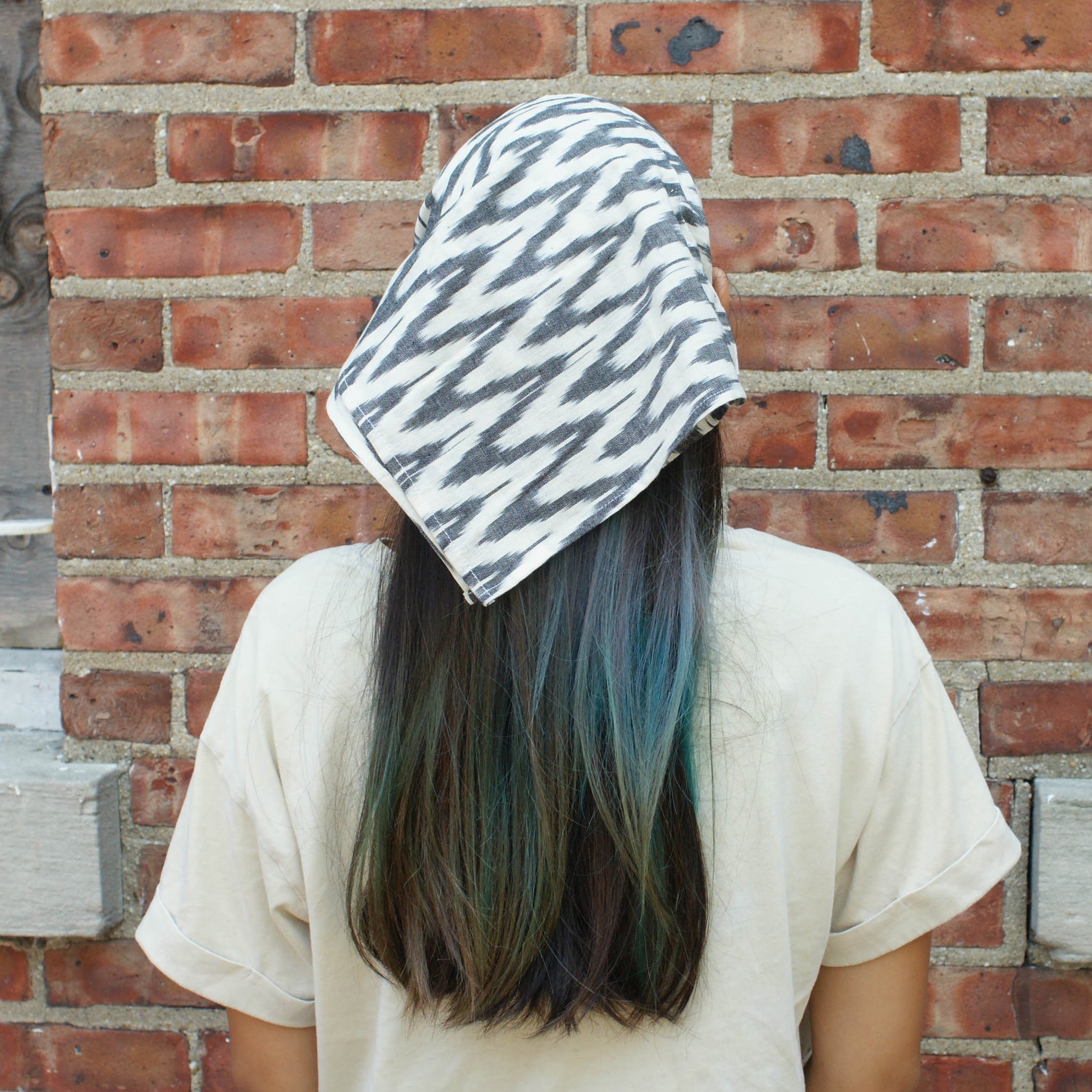 Grey White Zig Zag Cotton Ikat Bandana